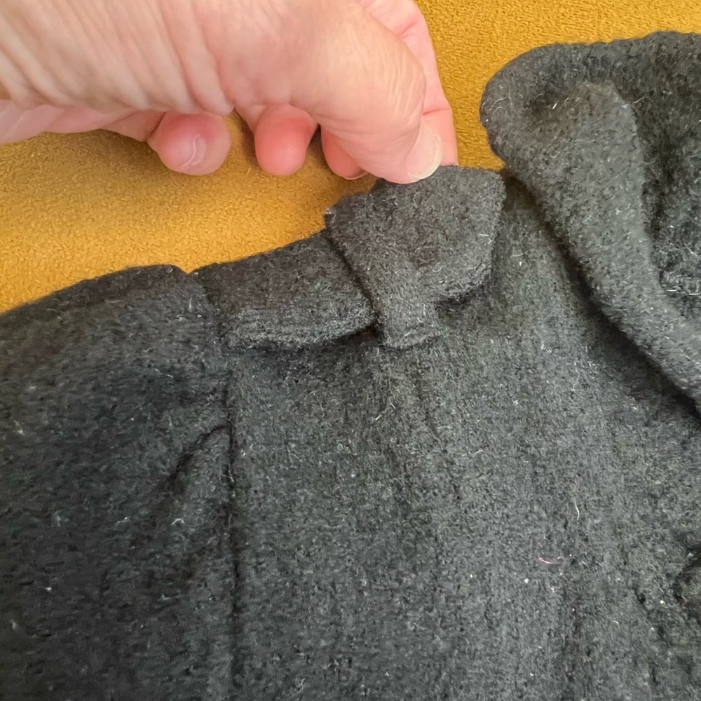 Anthropologie Charlie & Robin Cardigan Black
Sweater/Coat - Picture 7 of 9